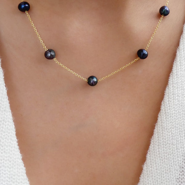 Black Pearl Necklace