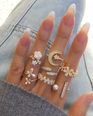 Sophia Crystal Moon Ring