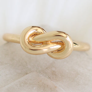 Simple Twist Ring