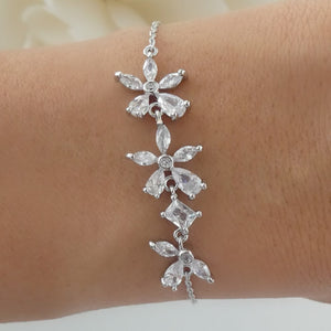 Crystal Everly Flower Bracelet (Silver)