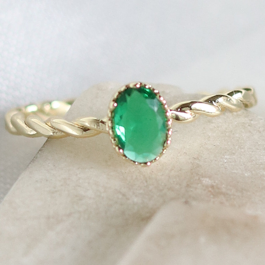 Emerald Aviana Ring