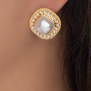 Sophia Pearl Earrings