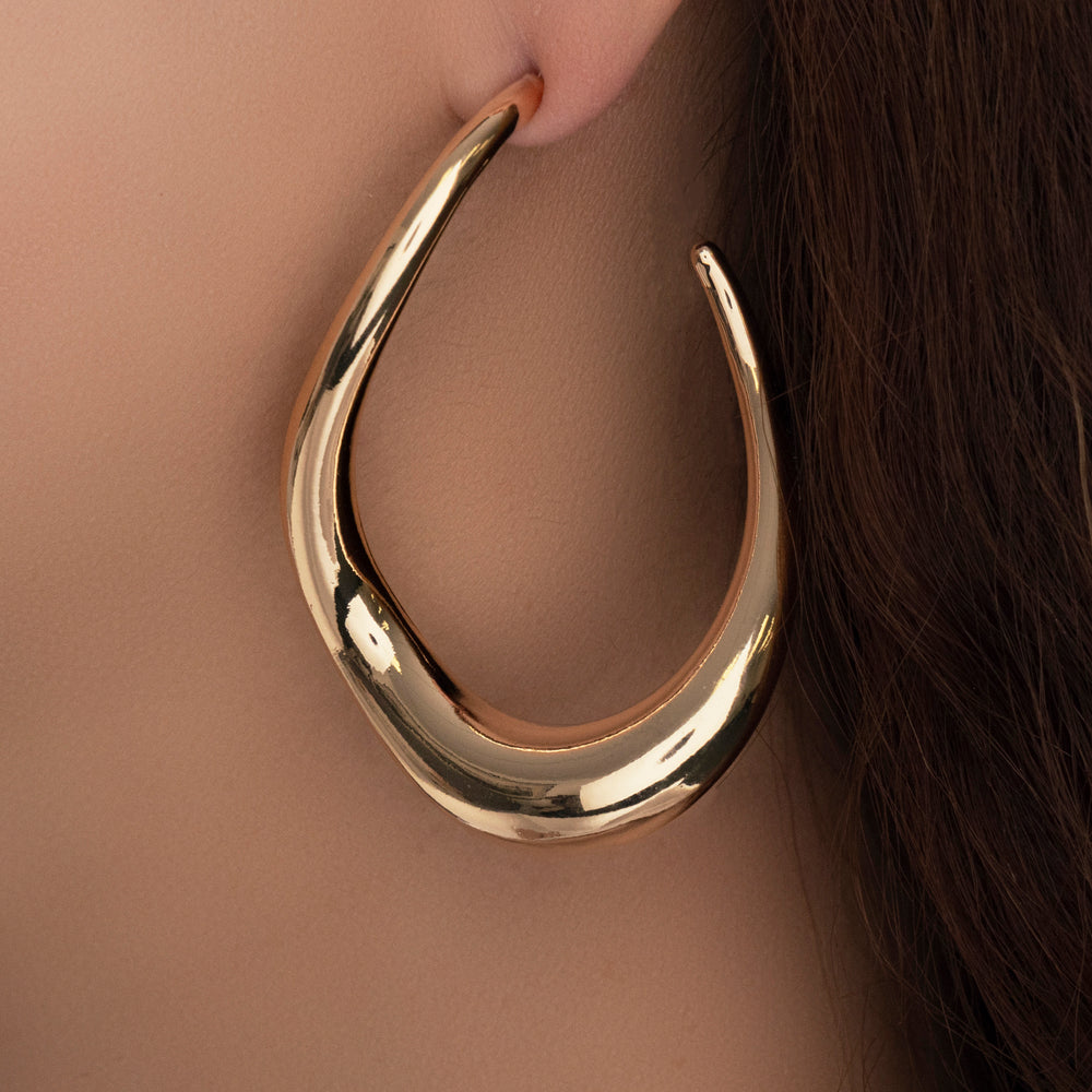 Simple Priscilla Hoops