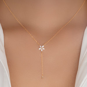 Single Flower Necklace