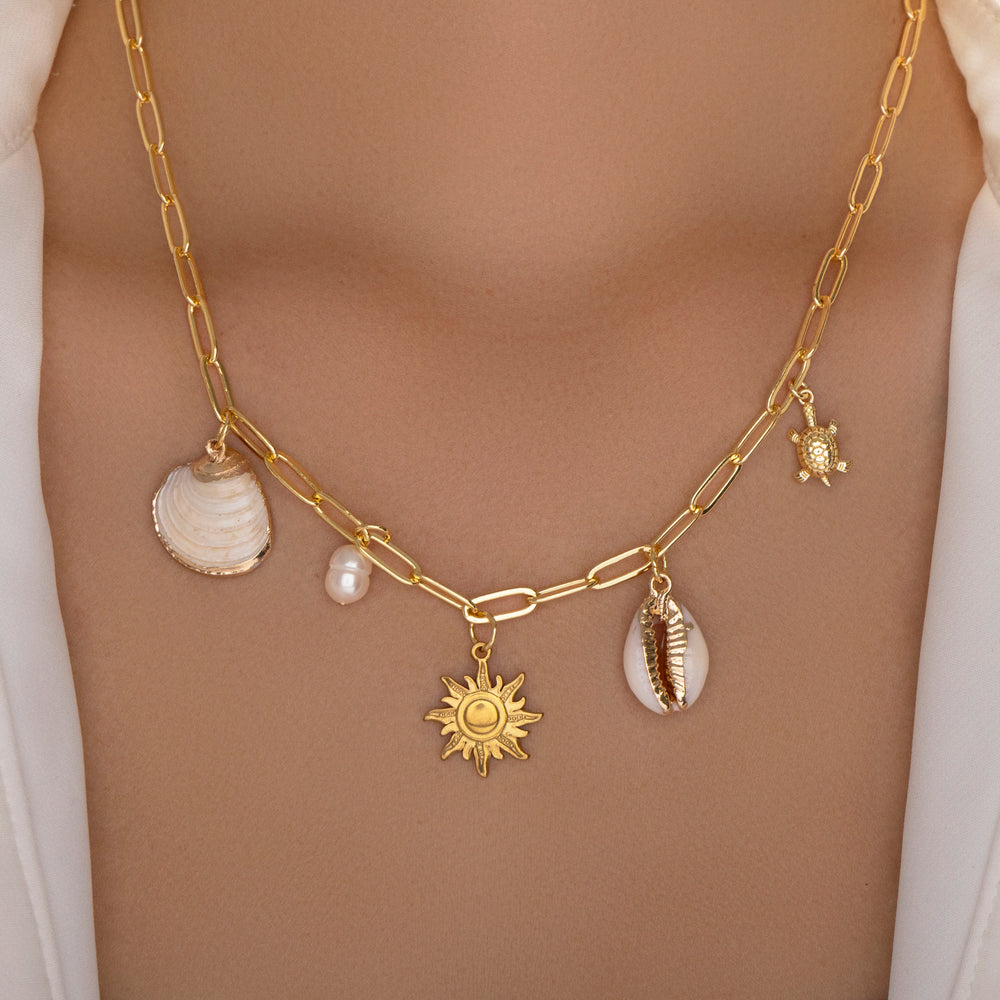 Layla Shell Charm Necklace