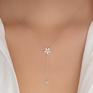 Single Flower Necklace (Silver)