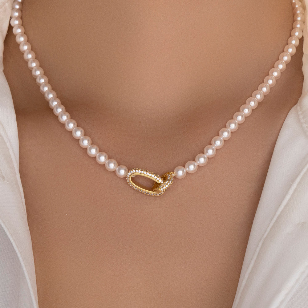 Crystal Link Pearl Necklace